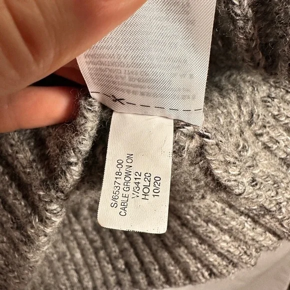 Banana Republic cozy knit turtleneck lambswool cable sweater women’s small gray - Picture 8 of 9